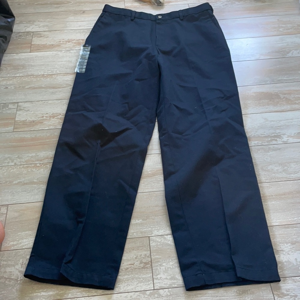 Men’s khakis